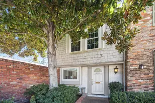12732 Huntingwick Dr, Houston, TX 77024 - Photo 9
