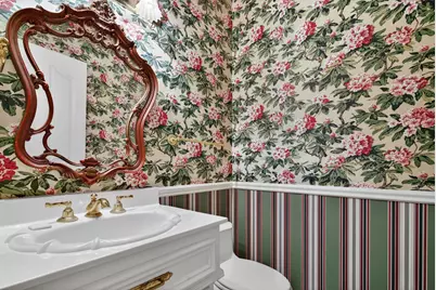 5 Briarwood Drive E, Conroe, TX 77301 - Photo 37