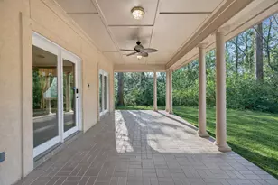 5 Briarwood Dr E, Conroe, TX 77301 - Photo 47