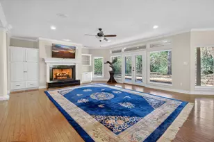 5 Briarwood Dr E, Conroe, TX 77301 - Photo 5