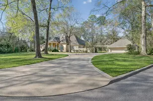 5 Briarwood Dr E, Conroe, TX 77301 - Photo 9