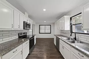 13918 Wickersham Ln, Houston, TX 77077 - Photo 3