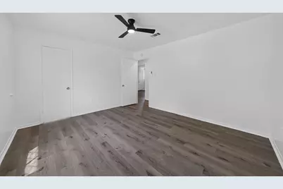 13918 Wickersham Lane, Houston, TX 77077 - Photo 35