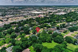 13918 Wickersham Ln, Houston, TX 77077 - Photo 43