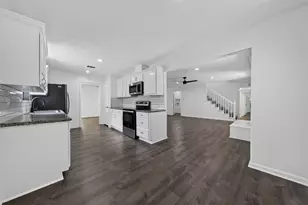 13918 Wickersham Ln, Houston, TX 77077 - Photo 15