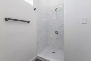 18846 Elegance Ave, Spring, TX 77379 - Photo 23