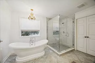 7603 Windswept Ln, Houston, TX 77063 - Photo 17