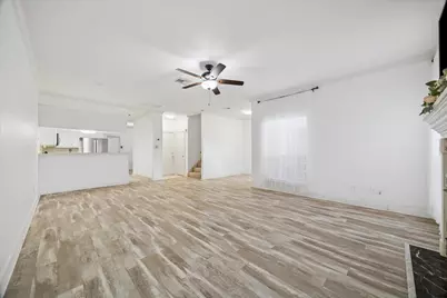 880 Tully Road #13, Houston, TX 77079 - Photo 13