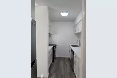 5550 N Braeswood Boulevard #43, Houston, TX 77096 - Photo 9