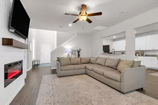 11622 Braemar Village Dr, Tomball, TX 77375 - Photo 7