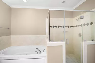 2150 Bancroft Street, Houston, TX 77027 - Photo 11