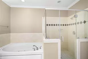 2150 Bancroft St, Houston, TX 77027 - Photo 11