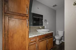 6930 S Oak Bend Dr, Alvin, TX 77511 - Photo 15