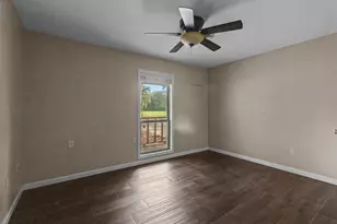 6930 S Oak Bend Dr, Alvin, TX 77511 - Photo 9