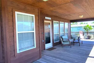 4015 Navarro Dr, Galveston, TX 77554 - Photo 13