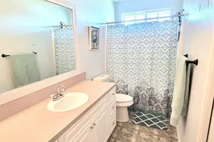 4015 Navarro Dr, Galveston, TX 77554 - Photo 11