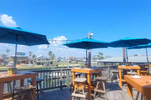 4015 Navarro Dr, Galveston, TX 77554 - Photo 17