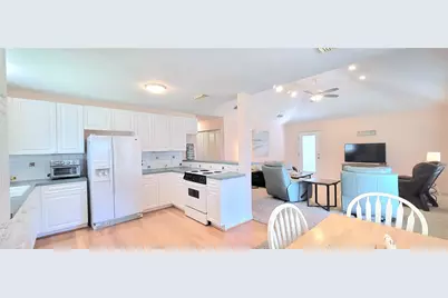 4015 Navarro Drive, Galveston, TX 77554 - Photo 5