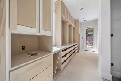 955 W 42nd Street, Houston, TX 77018 - Photo 9