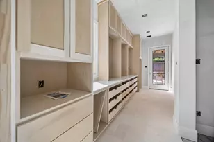 955 W 42nd St, Houston, TX 77018 - Photo 9