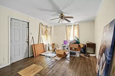 1724 N Avenue S, Freeport, TX 77541 - Photo 7