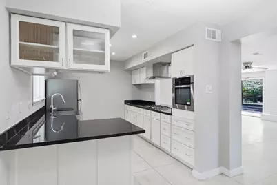 5515 Braesvalley Drive, Houston, TX 77096 - Photo 19