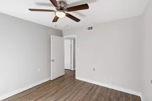 5515 Braesvalley Dr, Houston, TX 77096 - Photo 35