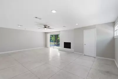 5515 Braesvalley Drive, Houston, TX 77096 - Photo 15