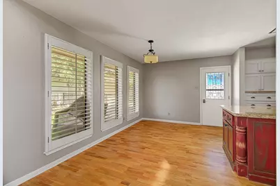 118 Lily Street, Lake Jackson, TX 77566 - Photo 11