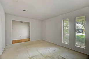 118 Lily St, Lake Jackson, TX 77566 - Photo 9