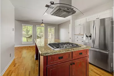 118 Lily Street, Lake Jackson, TX 77566 - Photo 17