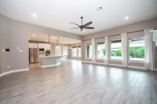 4029 Carolina Shores Ln, League City, TX 77573 - Photo 9
