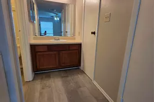 2501 Gulf Freeway, Dickinson, TX 77539 - Photo 9