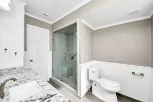 8119 Concho St St, Houston, TX 77036 - Photo 15