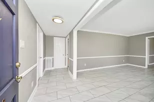 8119 Concho St St, Houston, TX 77036 - Photo 3