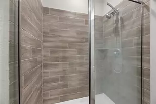 24750 Russet Bluff Trl, Houston, TX 77336 - Photo 13