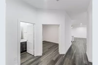 387 Westlake Terrace Drive, Conroe, TX 77304 - Photo 5