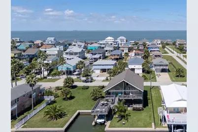 22019 Frio Drive, Galveston, TX 77554 - Photo 37