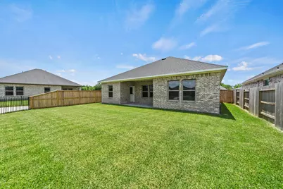 243 Magnolia Laurel Drive, Alvin, TX 77511 - Photo 23