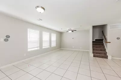 4951 S Cancun Drive, Houston, TX 77045 - Photo 5