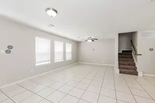 4951 S Cancun Dr, Houston, TX 77045 - Photo 5