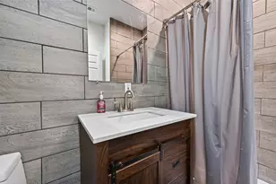 204 King Dr, Columbus, TX 78934 - Photo 35