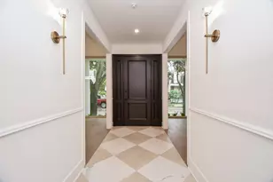 7528 Chevy Chase Dr, Houston, TX 77063 - Photo 3