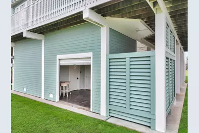 943 Sand Dune Drive, Crystal Beach, TX 77650 - Photo 11