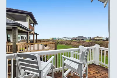 943 Sand Dune Drive, Crystal Beach, TX 77650 - Photo 7