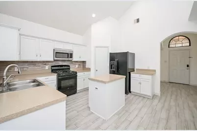 5519 Misted Jasmine Court, Katy, TX 77449 - Photo 7