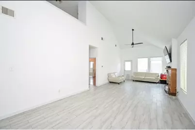 5519 Misted Jasmine Court, Katy, TX 77449 - Photo 9