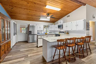 322 Parkside Drive, Zavalla, TX 75980 - Photo 11