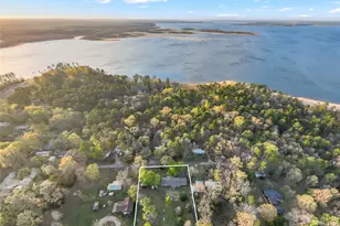 322 Parkside Dr, Zavalla, TX 75980 - Photo 3