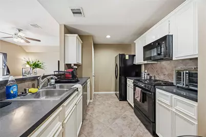 7014 Woodridge Row Drive, Houston, TX 77087 - Photo 15
